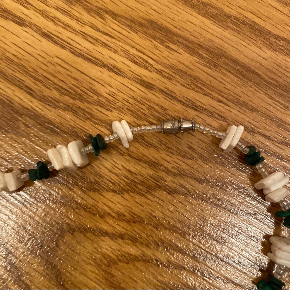 Puka Shell Necklace - multi colored - Picture 3 of 3